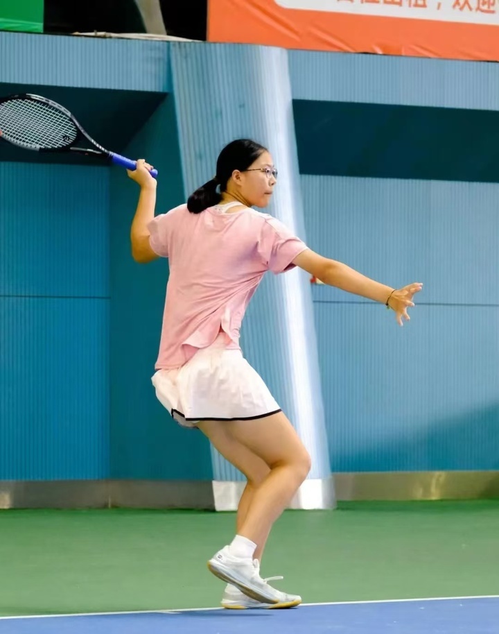 他在比赛中 他在比赛中