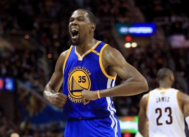 与周边商业 与周边商业